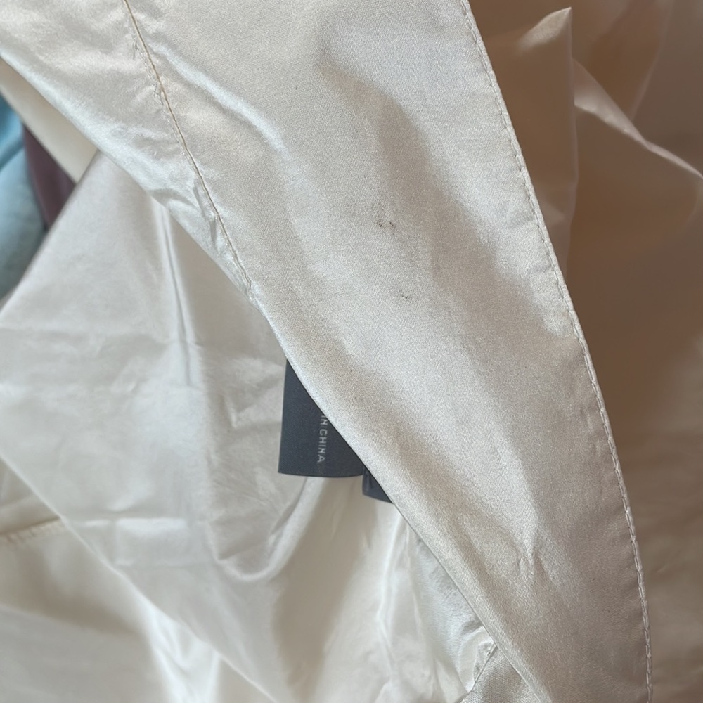 Ann Taylor 100% Silk Wrap LongSleeve sz8 Embellished Cusps - Picture 9 of 13